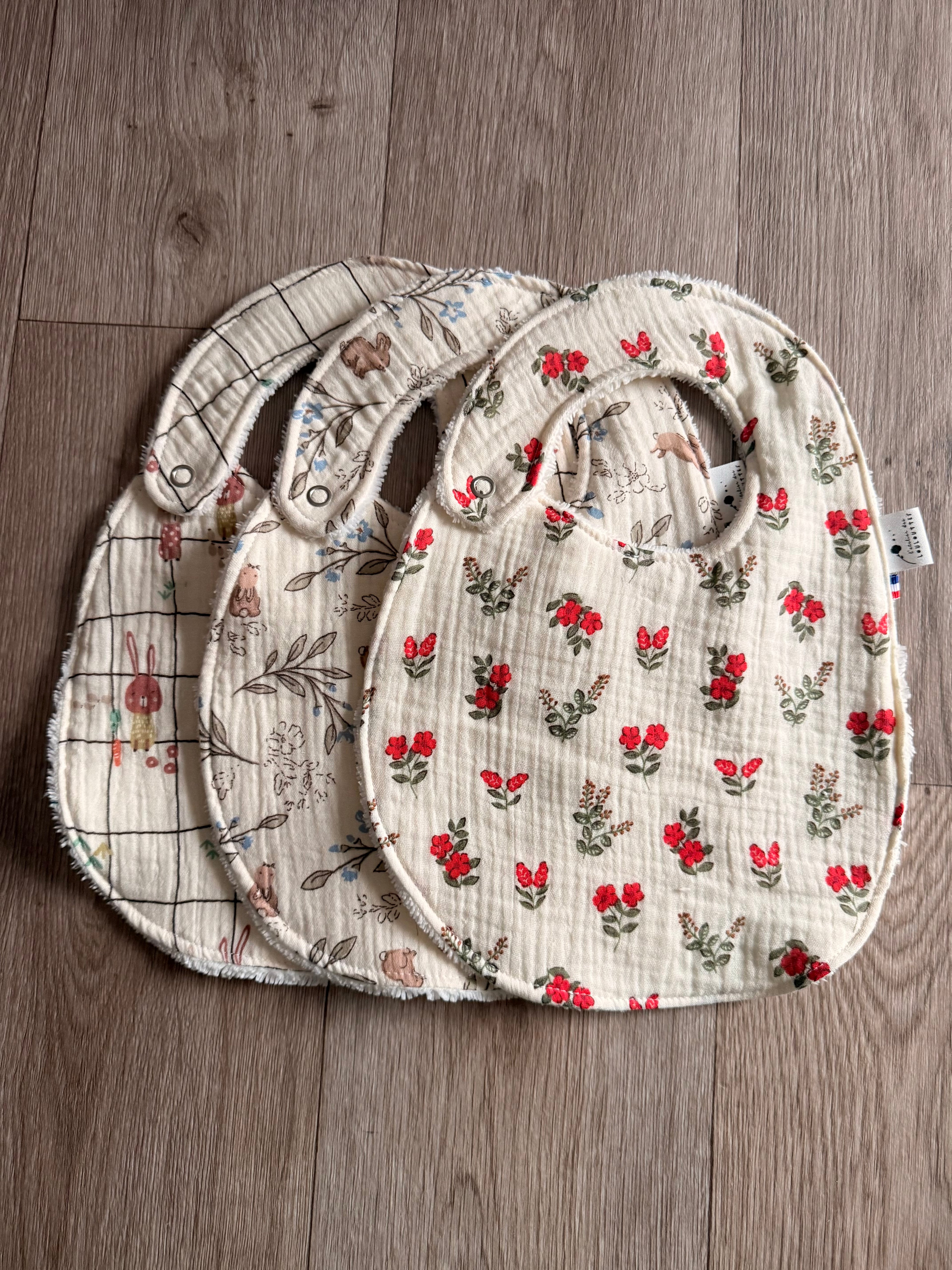 Bavoir rond bébé personnalisé